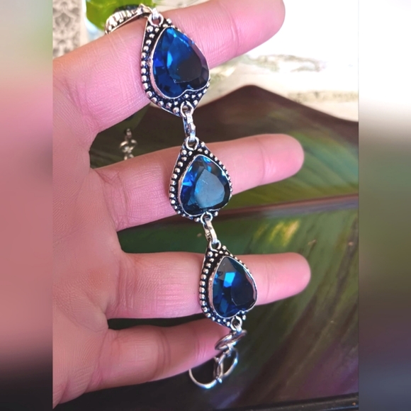 Topaz Jewelry - 💘 Blue Heart Topaz Gemstone Sterling Silver Bracelet